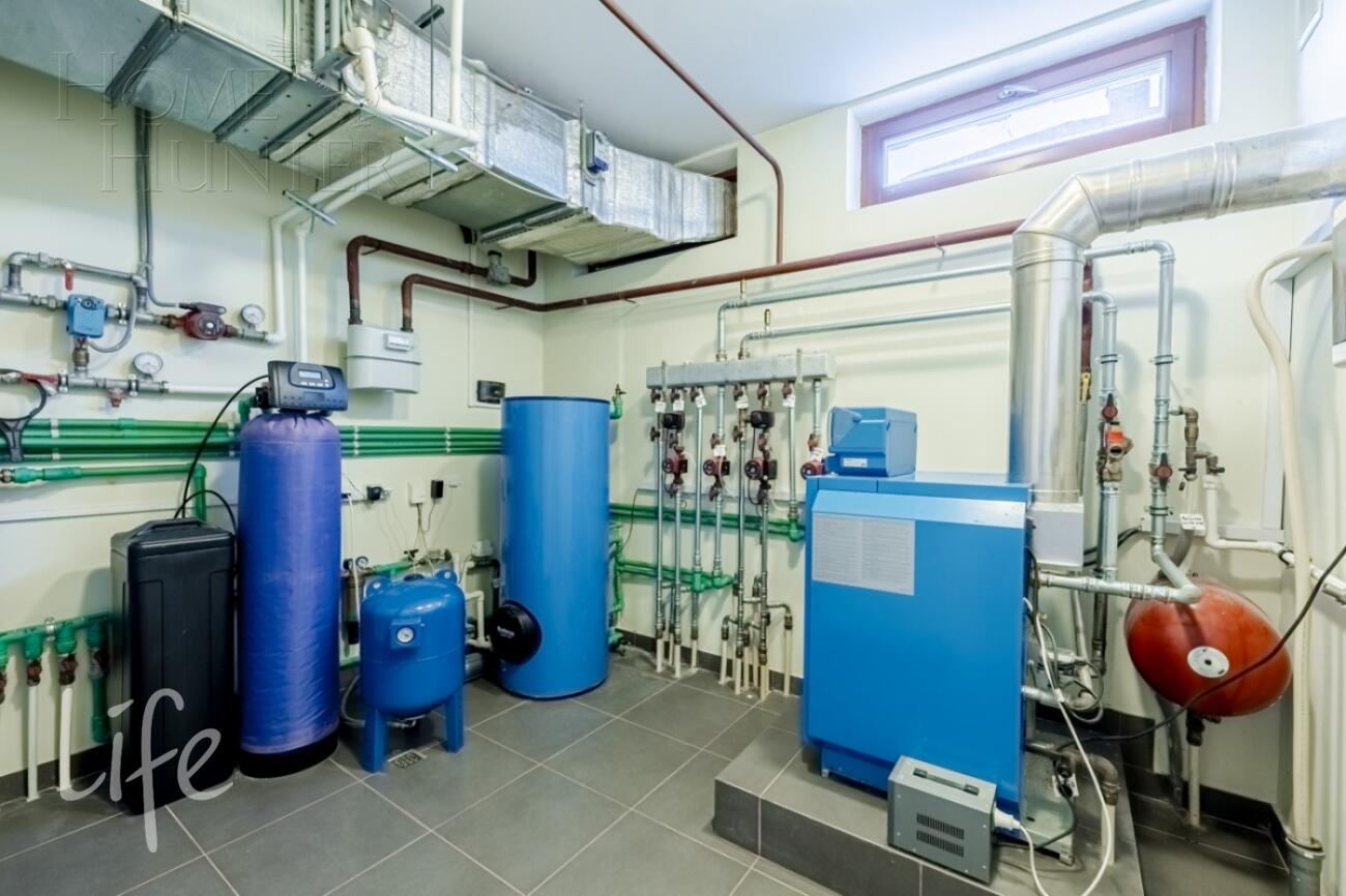 2-этажный коттедж 400 м² с отделкой