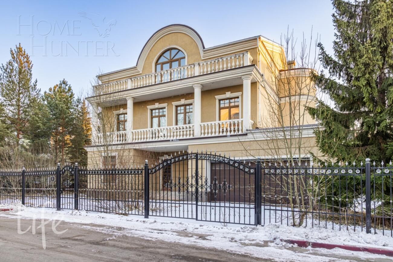 2-этажный коттедж 600 м² без отделки