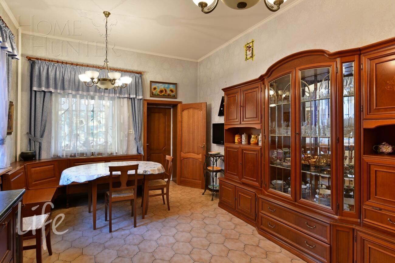 2-этажный коттедж 320 м² с отделкой