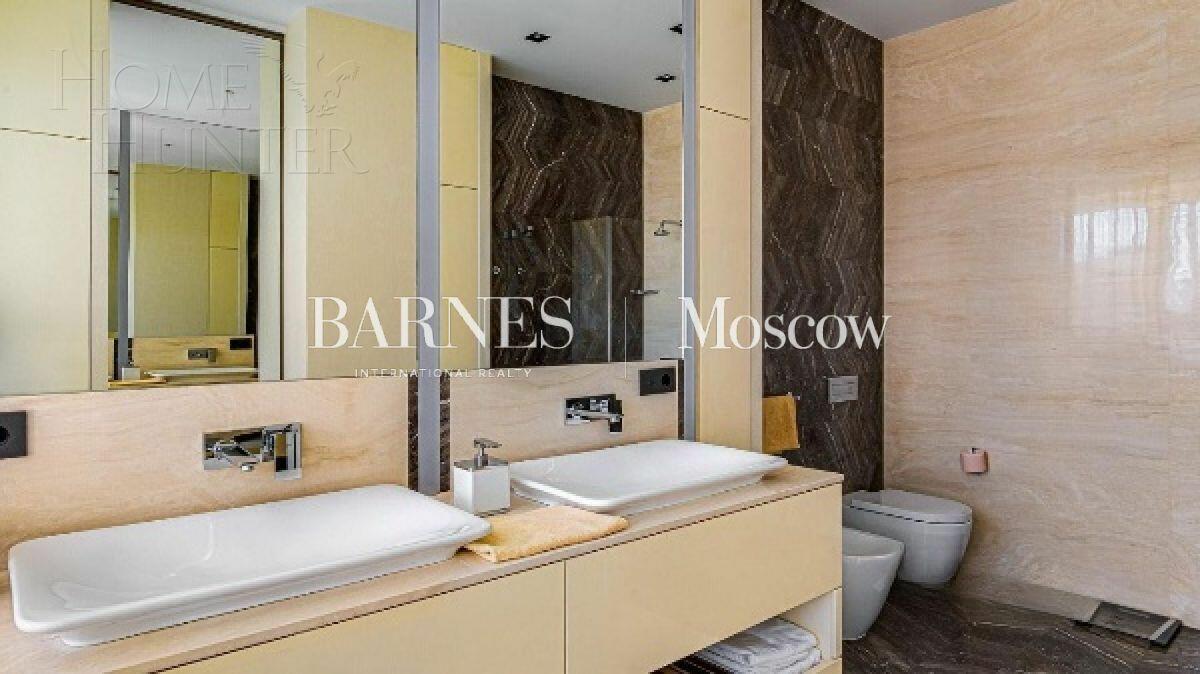 2-этажный коттедж 438 м² с отделкой