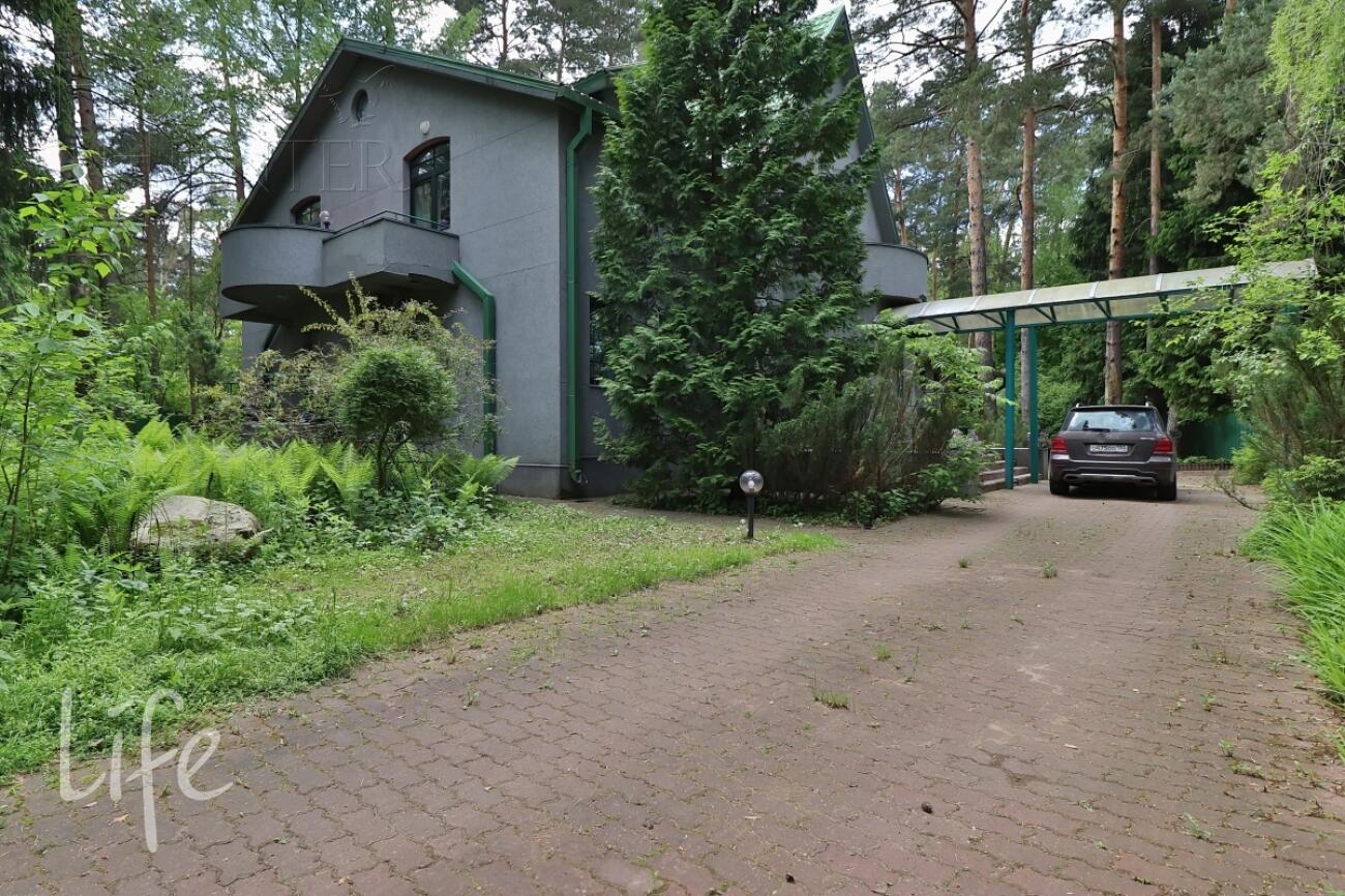 2-этажный коттедж 653 м² с отделкой