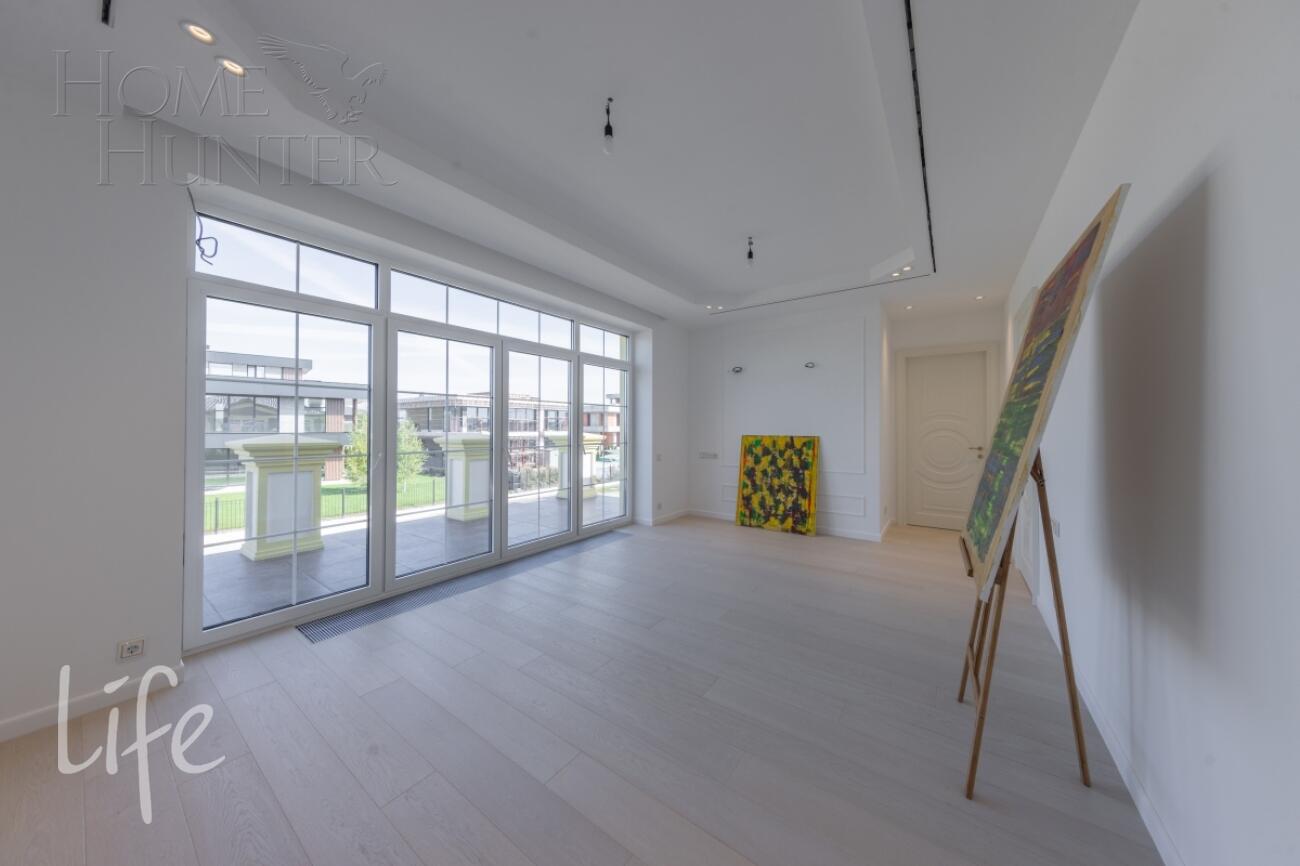 2-этажный коттедж 900 м² с отделкой