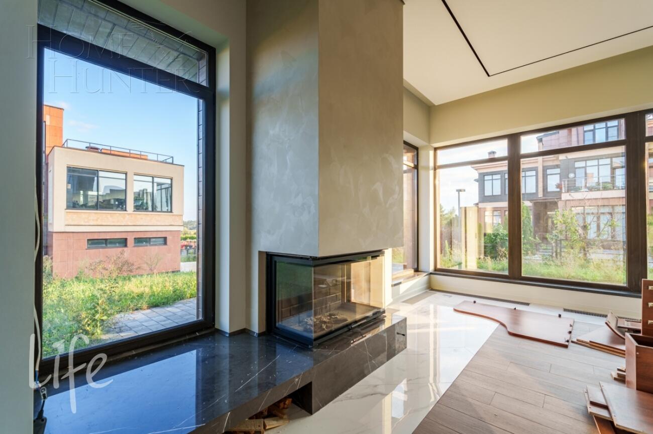 3-этажный коттедж 280 м² с отделкой