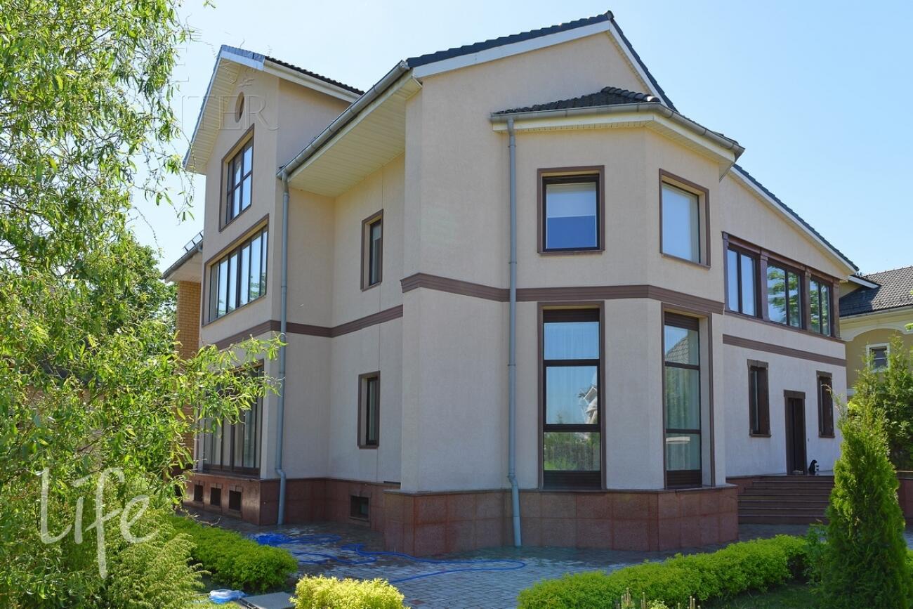 2-этажный коттедж 600 м² с отделкой