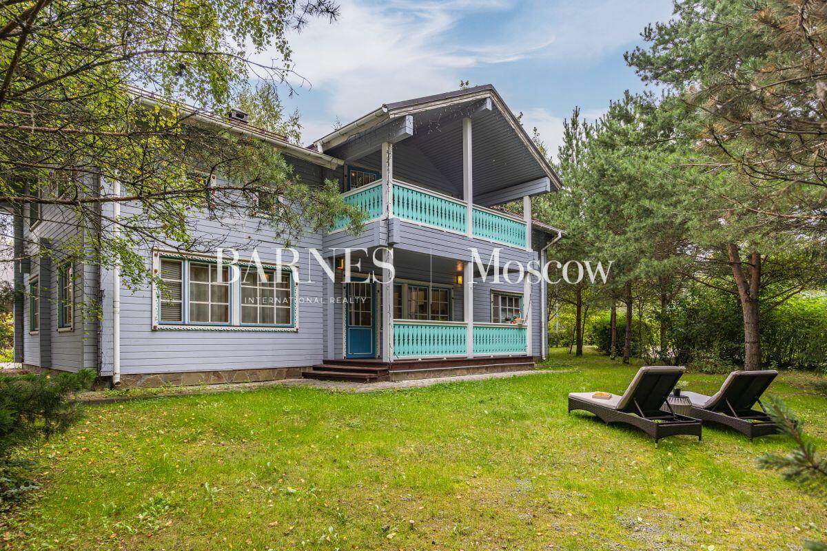 2-этажный коттедж 267 м² с отделкой