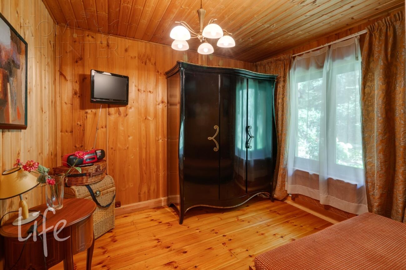 3-этажный коттедж 650 м² с отделкой