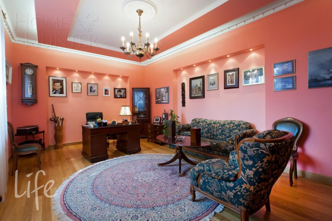 2-этажный коттедж 916 м² с отделкой