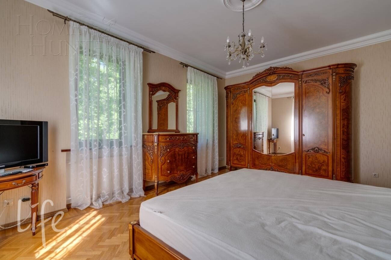 3-этажный коттедж 770 м² с отделкой