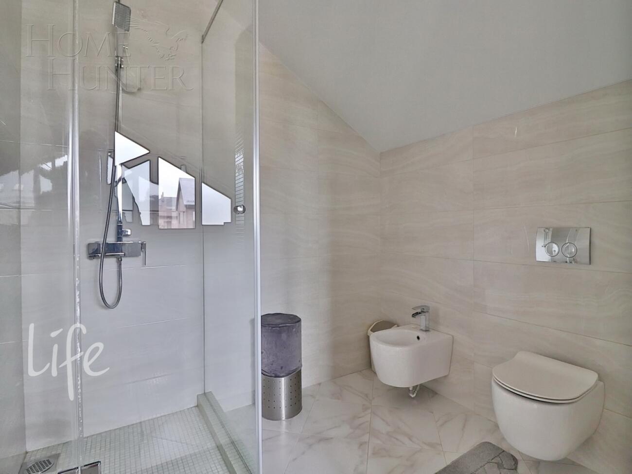 2-этажный коттедж 380 м² с отделкой