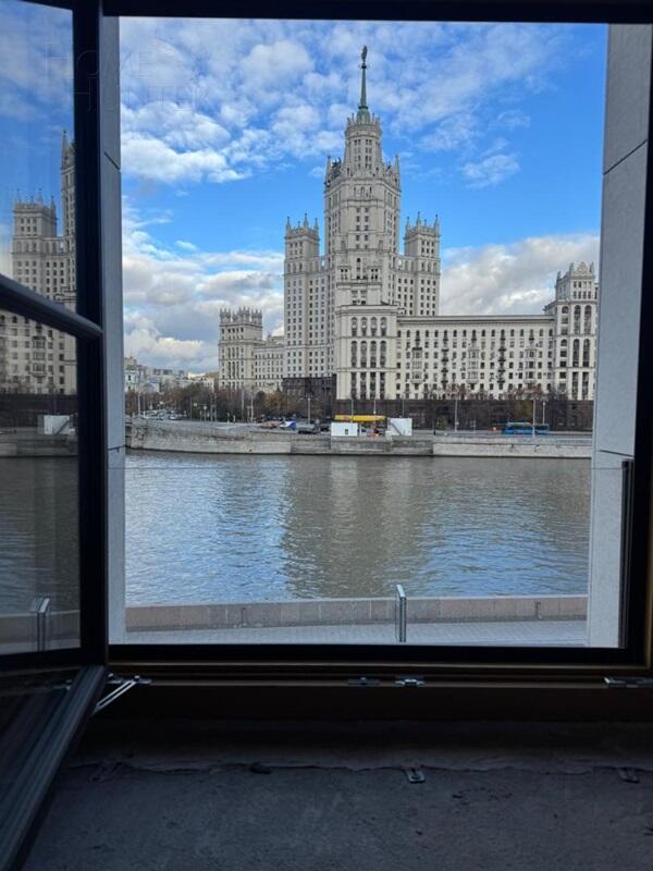 4-КОМН. КВАРТИРА БЕЗ ОТДЕЛКИ 125 М² НА 3 ЭТАЖЕ