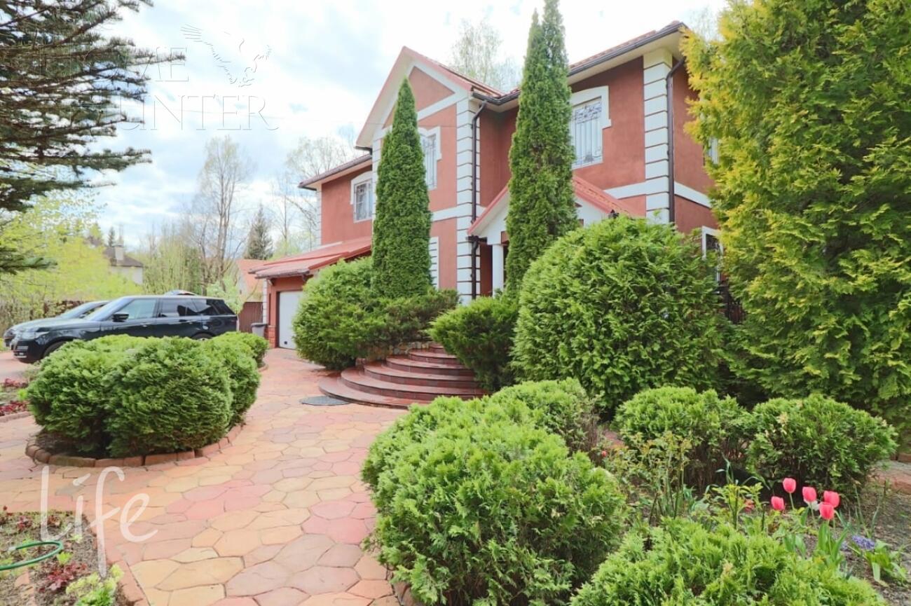 2-этажный коттедж 458 м² с отделкой