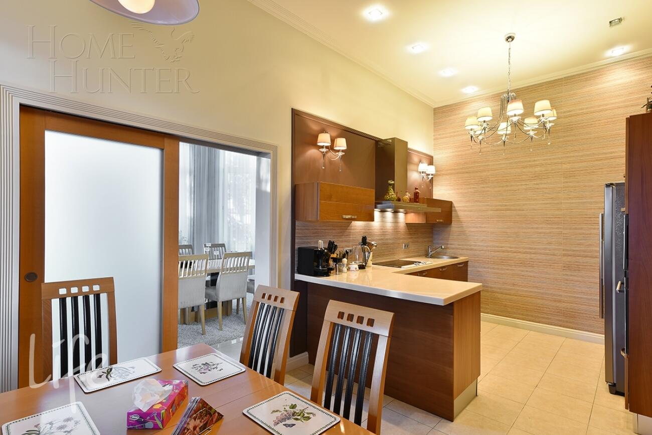 2-этажный коттедж 600 м² с отделкой