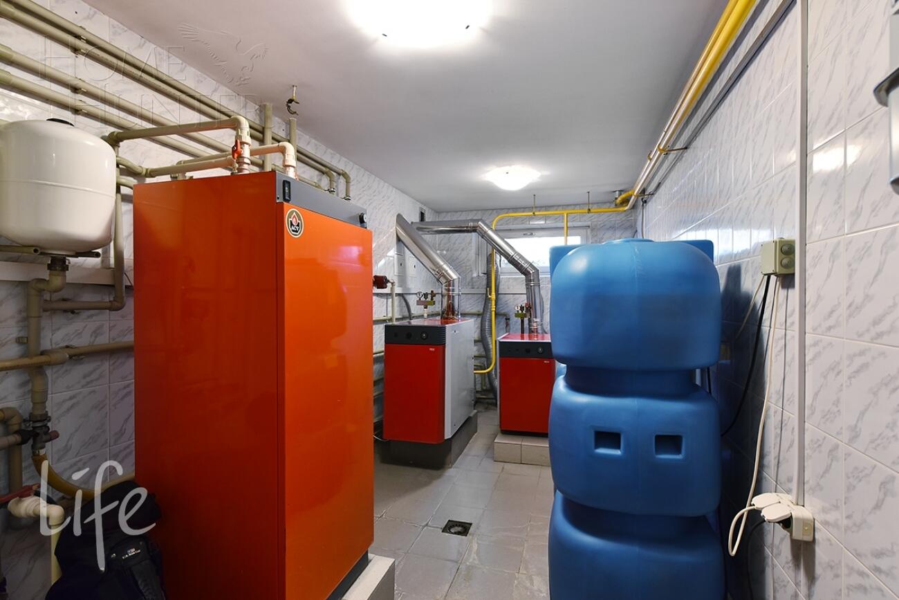 2-этажный коттедж 600 м² с отделкой