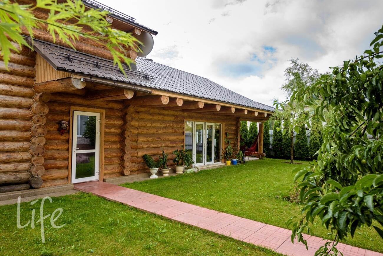 3-этажный коттедж 350 м² с отделкой