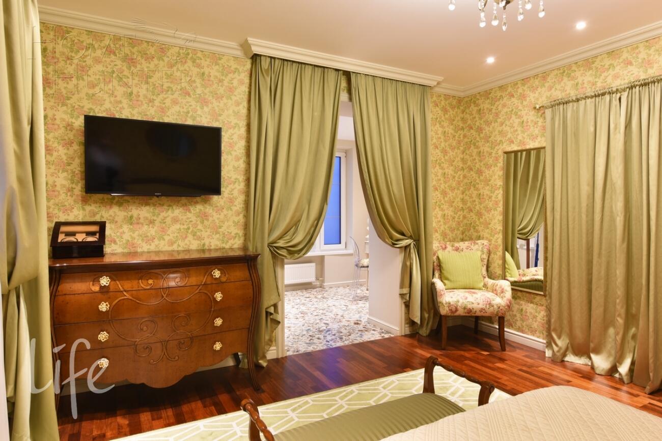 3-этажный коттедж 450 м² с отделкой