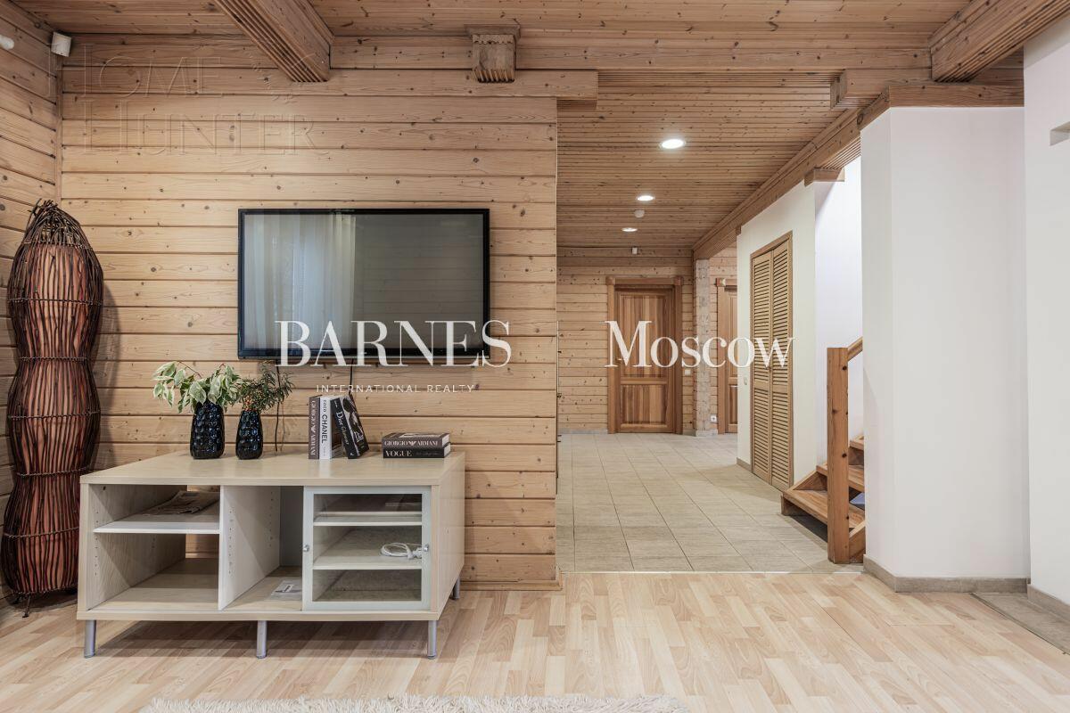 2-этажный коттедж 267 м² с отделкой