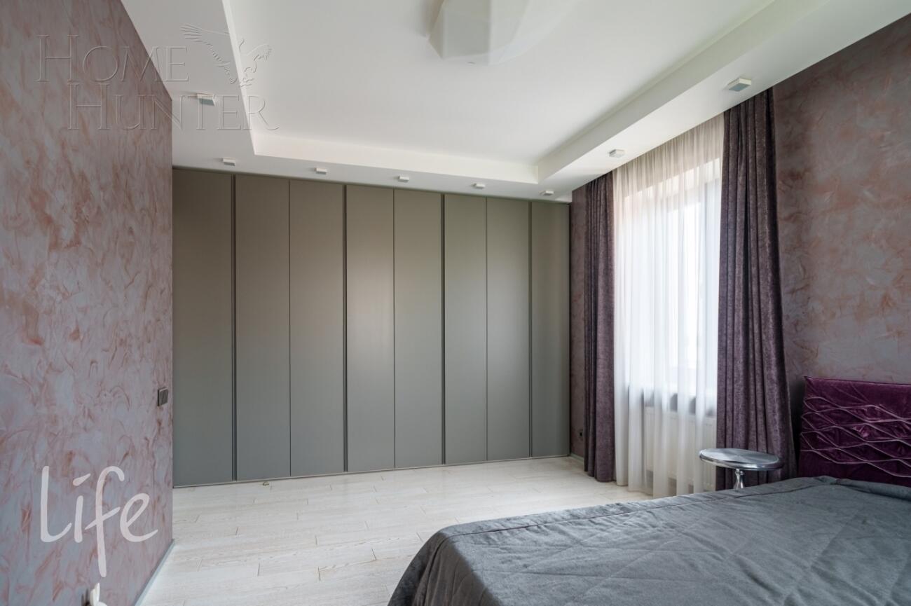 2-этажный коттедж 355 м² с отделкой