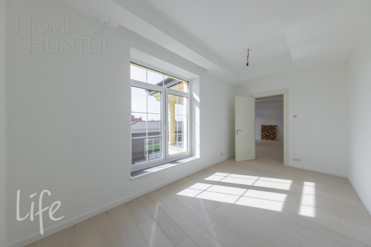 2-этажный коттедж 900 м² с отделкой