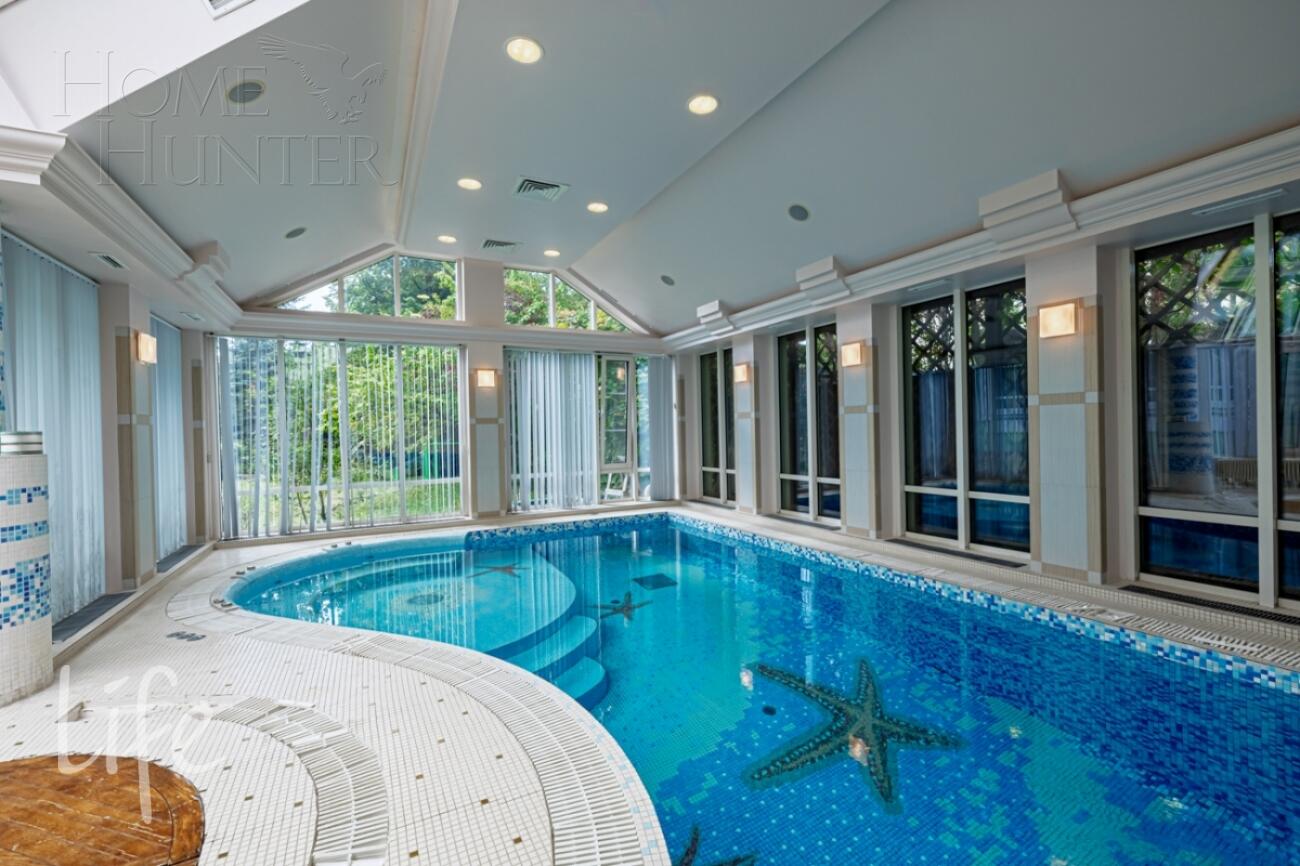 2-этажный коттедж 700 м² с отделкой