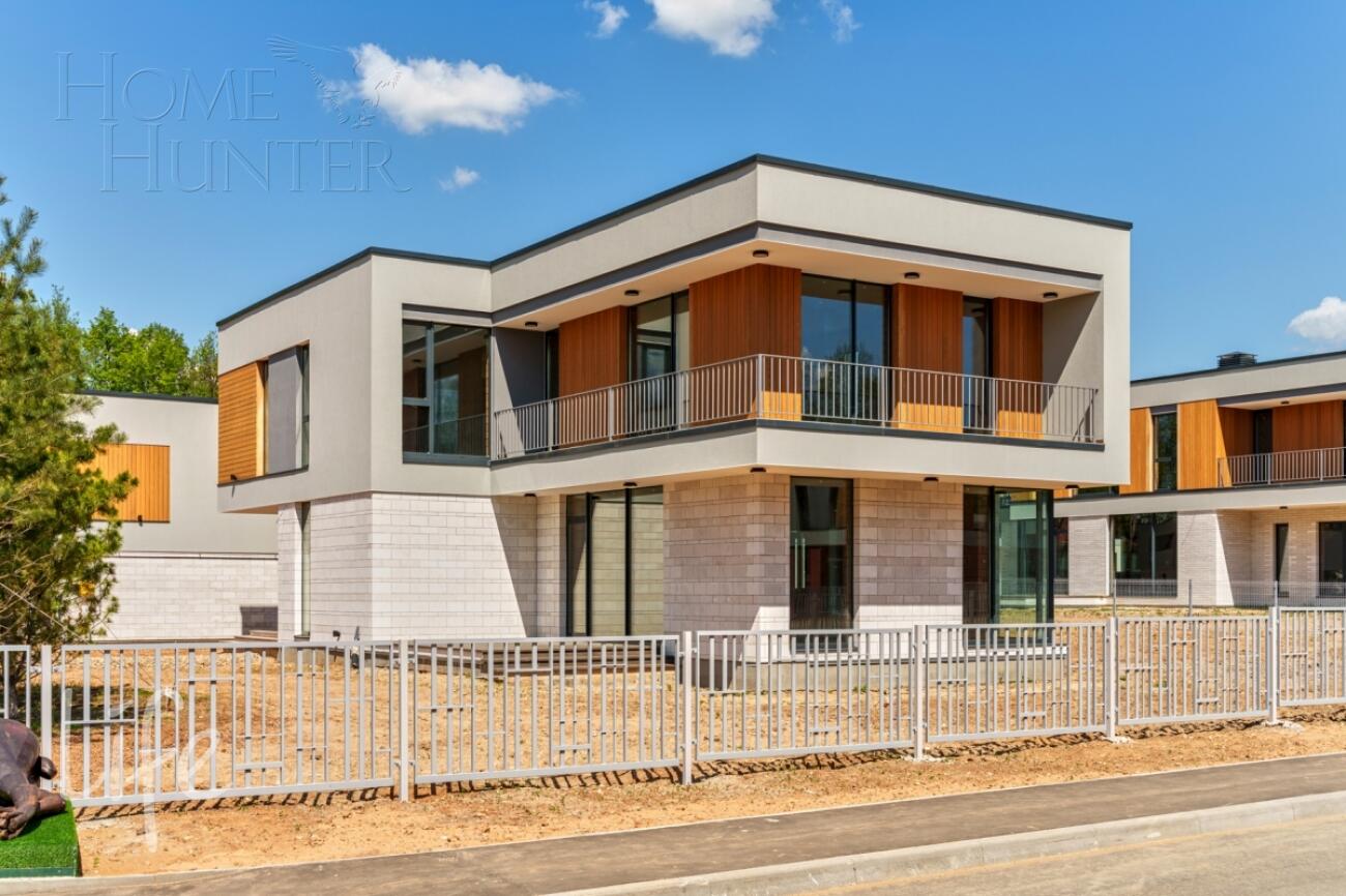 2-этажный коттедж 319 м² без отделки