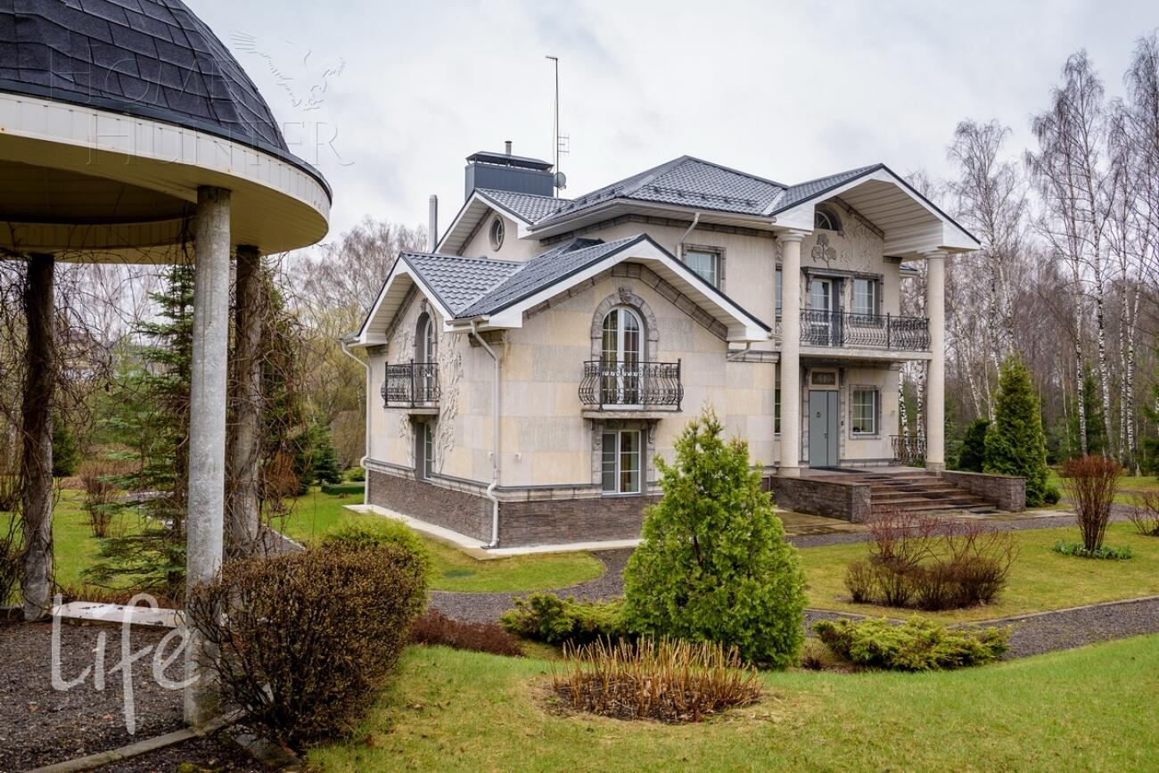 2-этажный коттедж 560 м² с отделкой