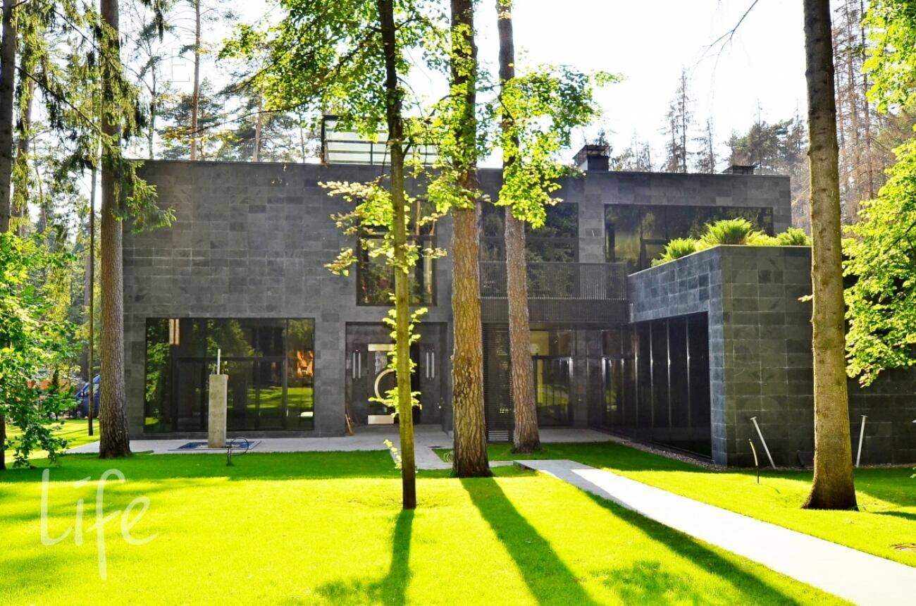 2-этажный коттедж 580 м² с отделкой