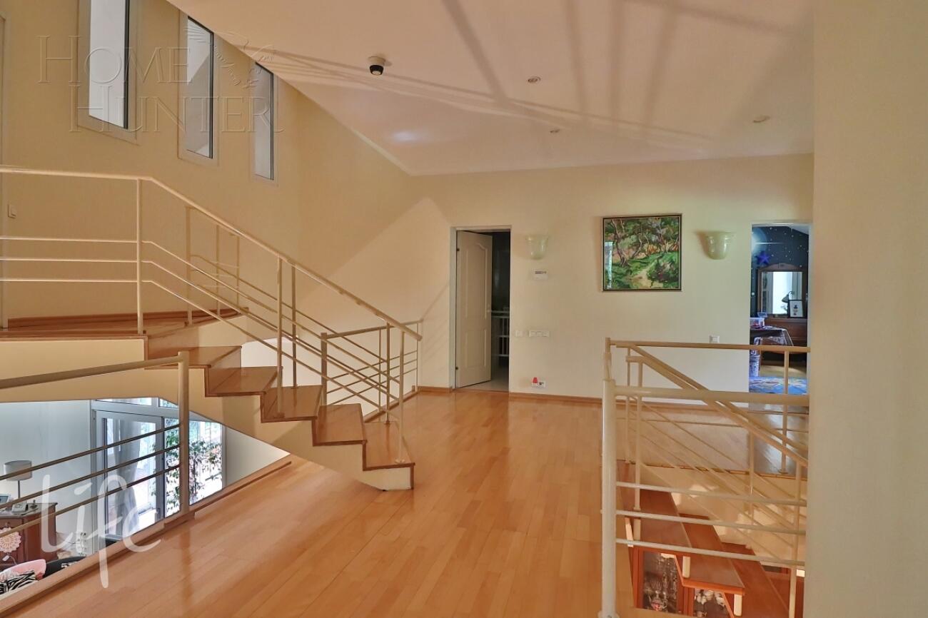 2-этажный коттедж 653 м² с отделкой