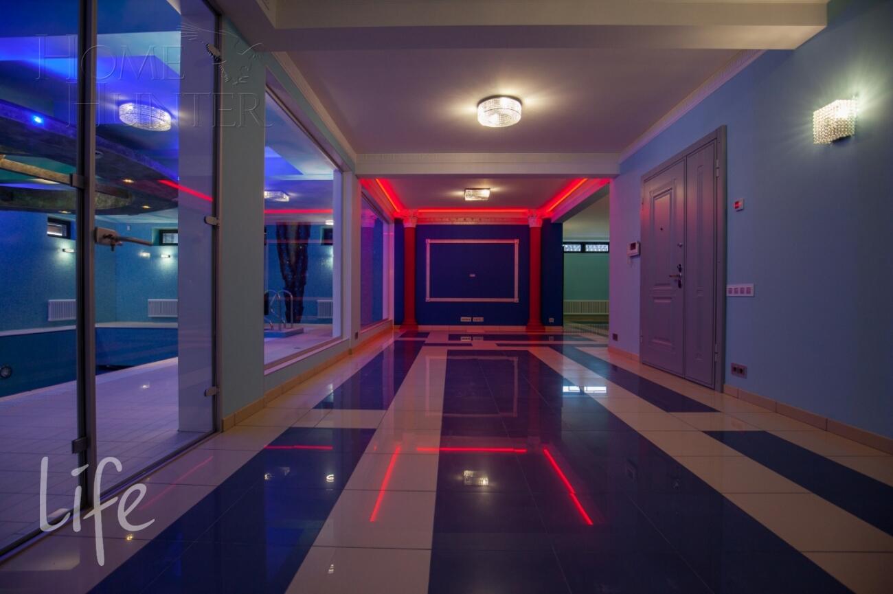 2-этажный коттедж 745 м² с отделкой