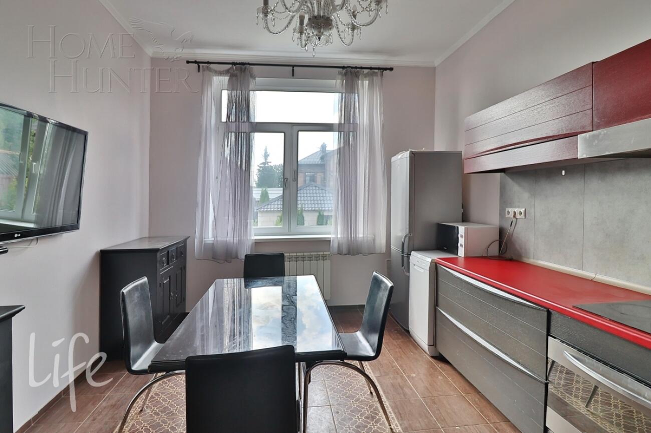 2-этажный коттедж 320 м² с отделкой