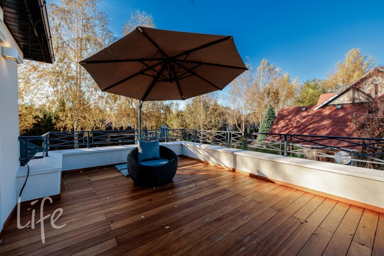 2-этажный коттедж 550 м² с отделкой