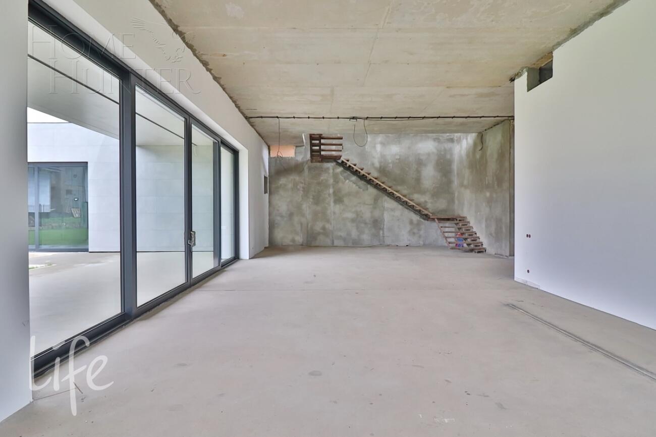 2-этажный коттедж 891 м² без отделки