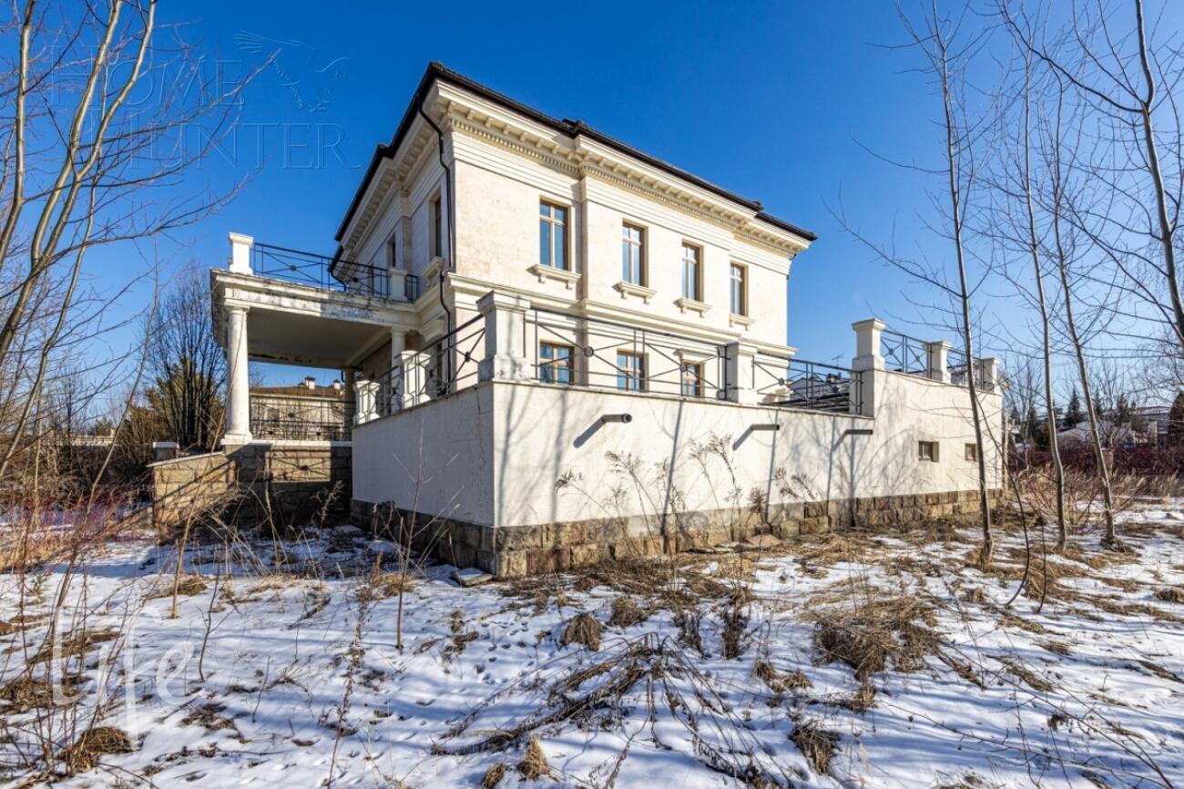 2-этажный коттедж 680 м² без отделки