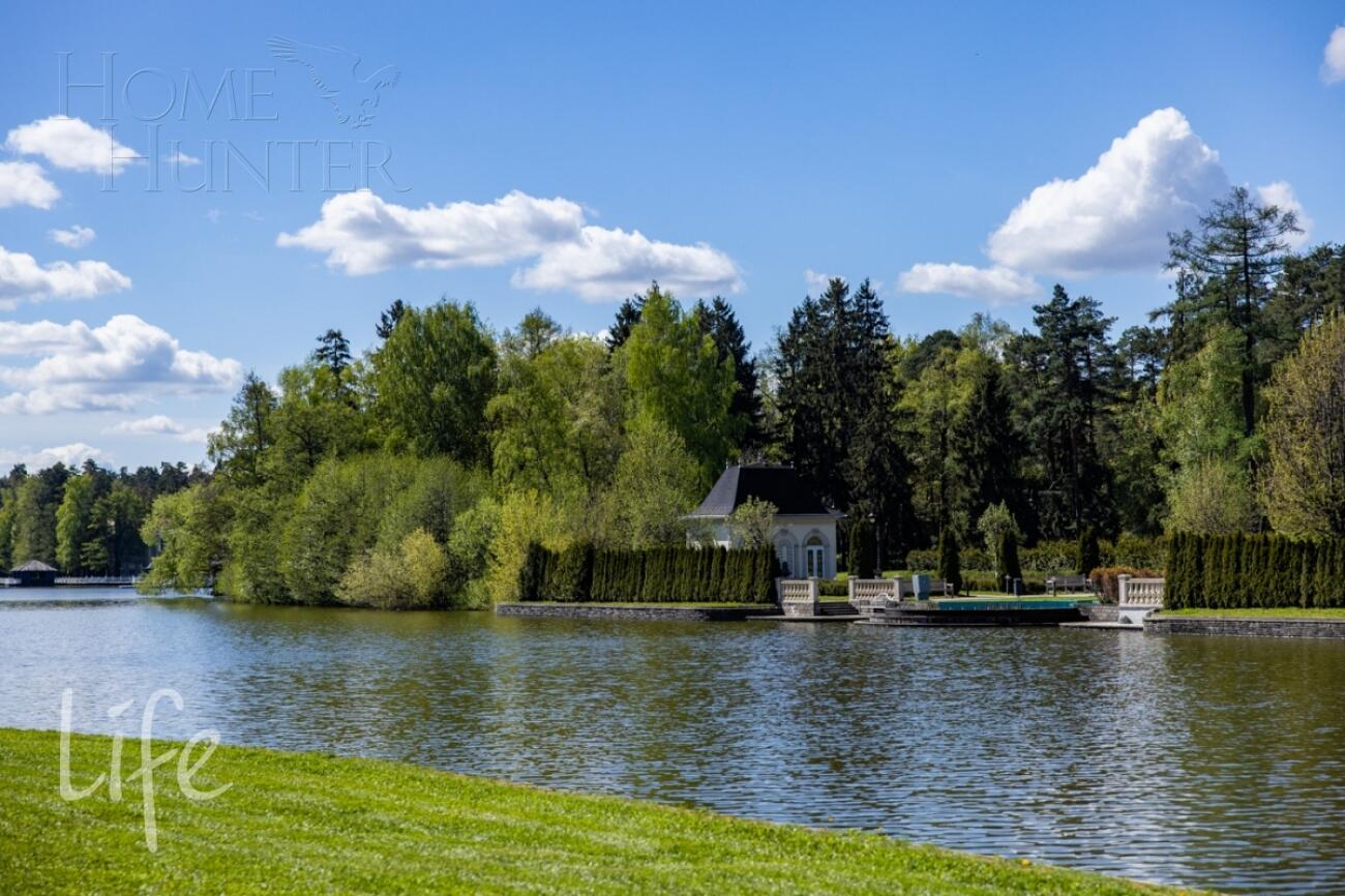 4-этажный таунхаус 395 м² без отделки