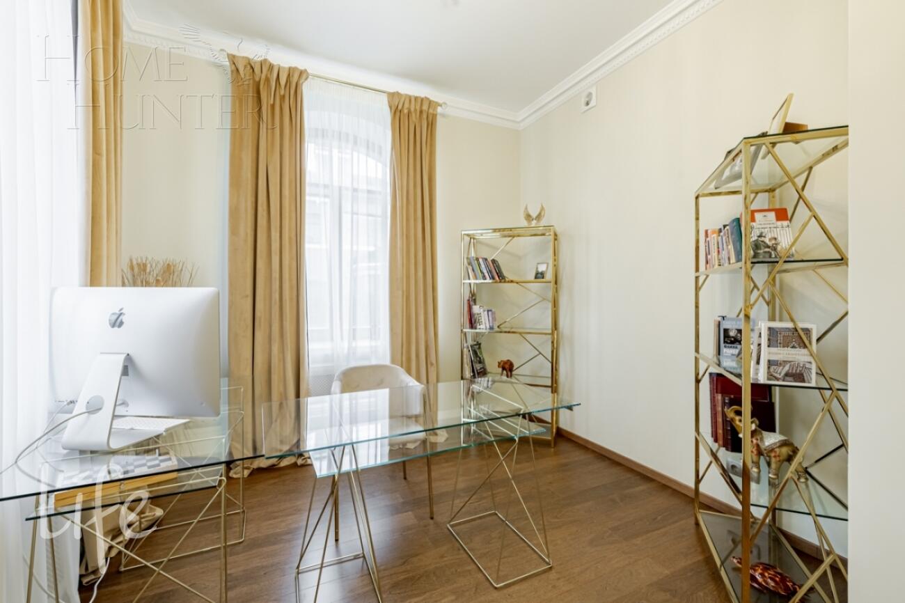 2-этажный коттедж 400 м² с отделкой