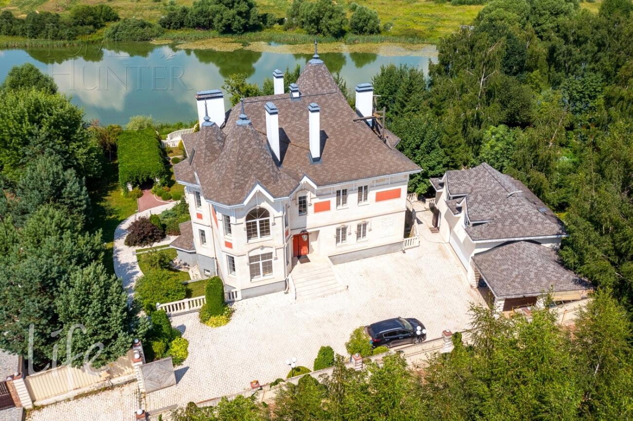 2-этажный коттедж 800 м² с отделкой