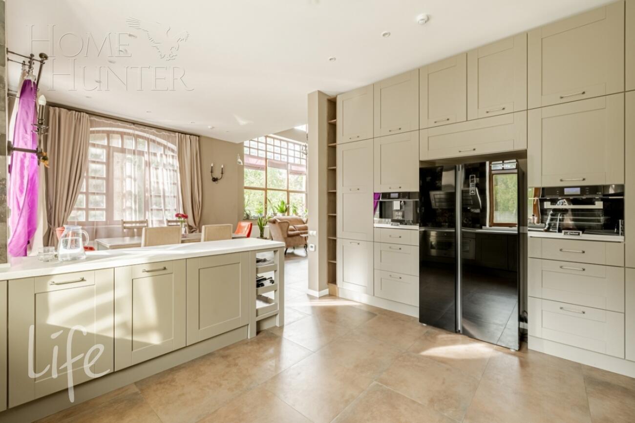 2-этажный коттедж 970 м² с отделкой