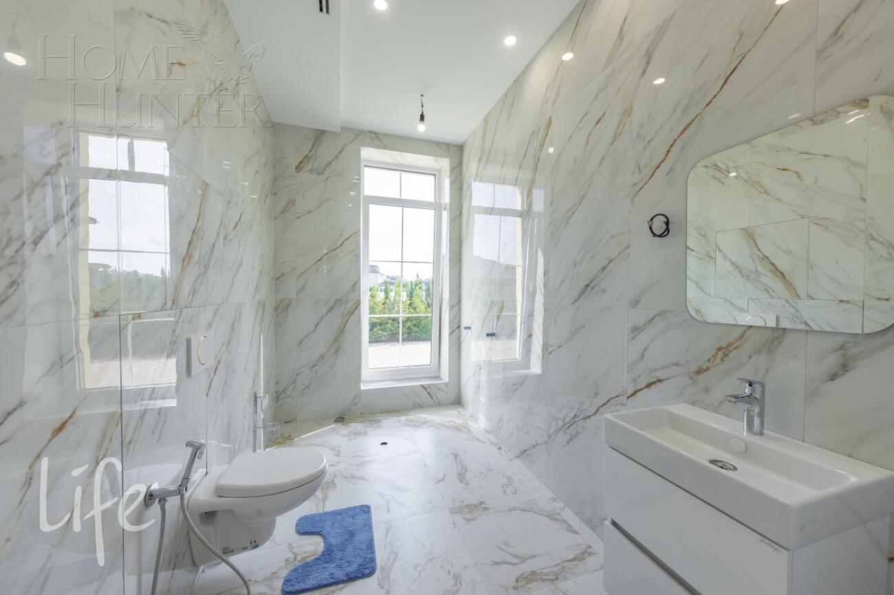 2-этажный коттедж 900 м² с отделкой