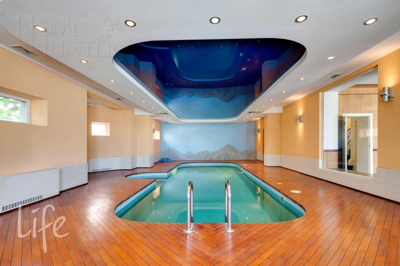 2-этажный коттедж 800 м² с отделкой