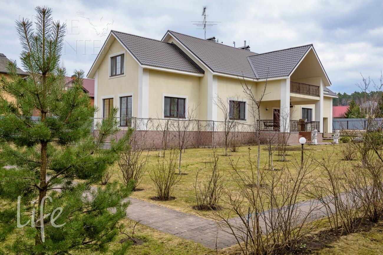 2-этажный коттедж 550 м² с отделкой