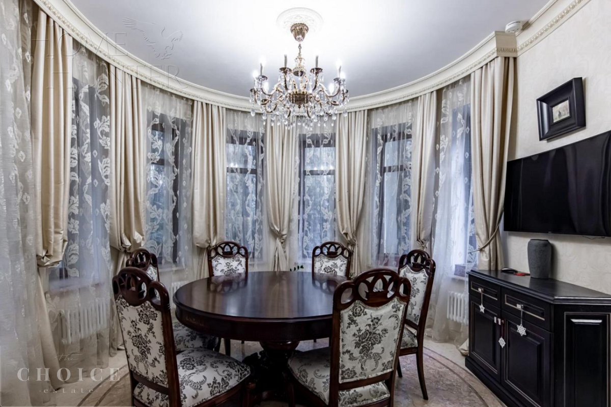 3-этажный коттедж 920 м² с отделкой