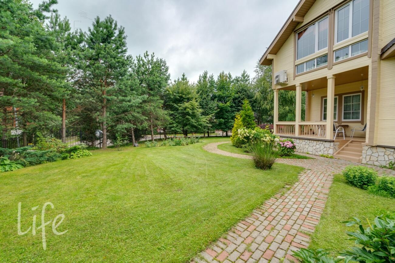 2-этажный коттедж 250 м² с отделкой