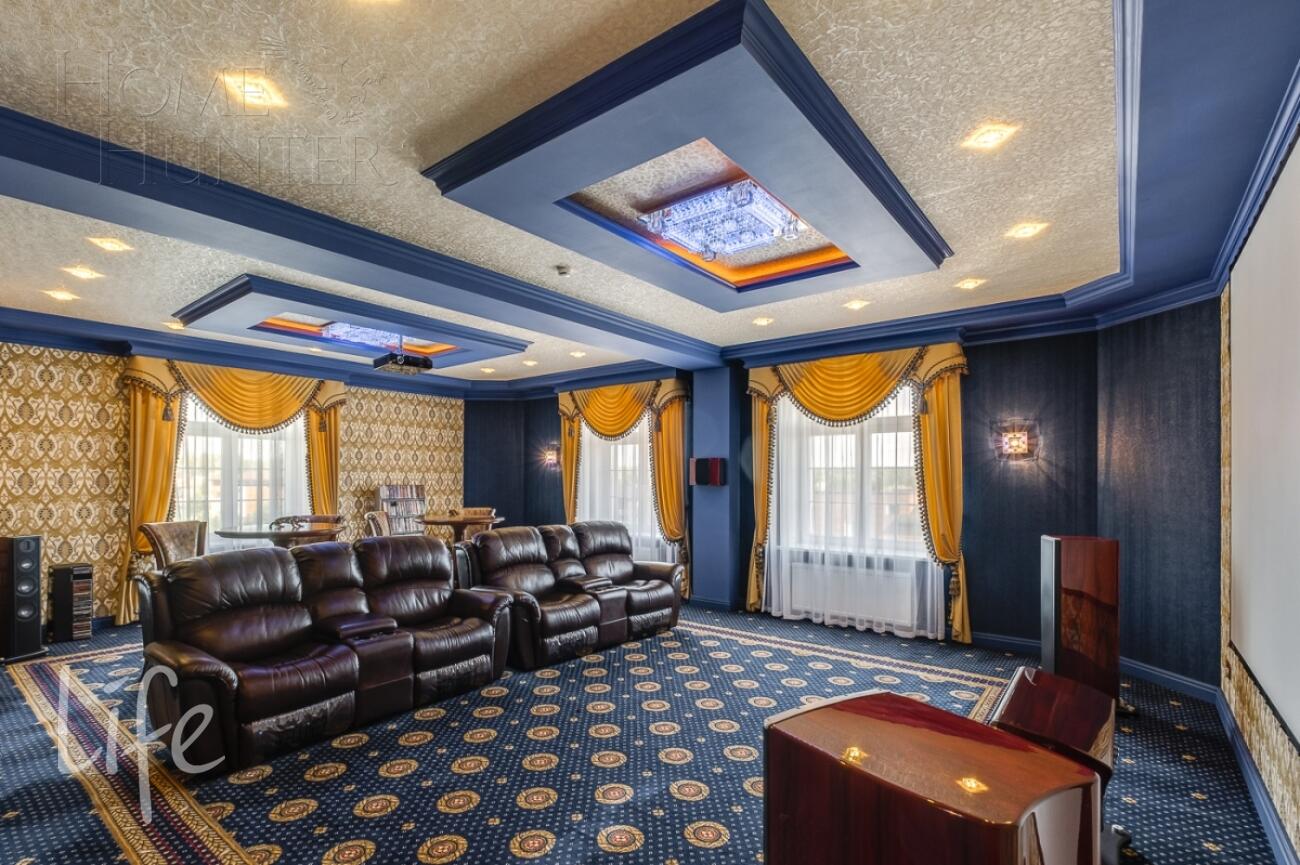 3-этажный коттедж 1 650 м² с отделкой