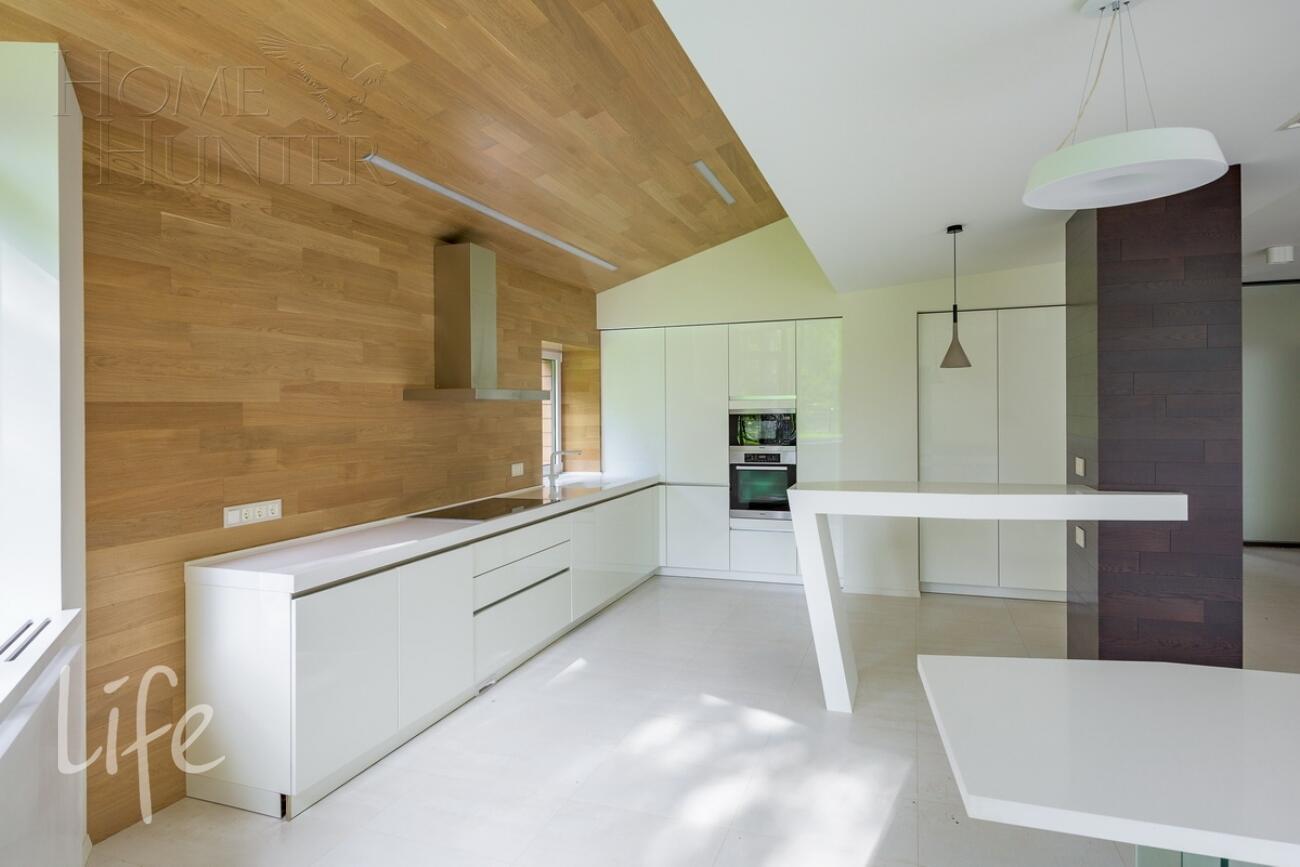 2-этажный коттедж 710 м² с отделкой