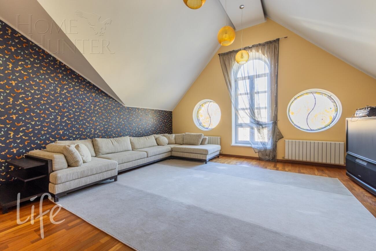 2-этажный коттедж 340 м² с отделкой