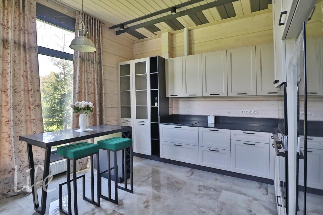 2-этажный коттедж 263 м² с отделкой