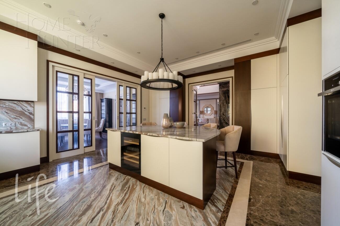 2-этажный коттедж 967.94 м² с отделкой