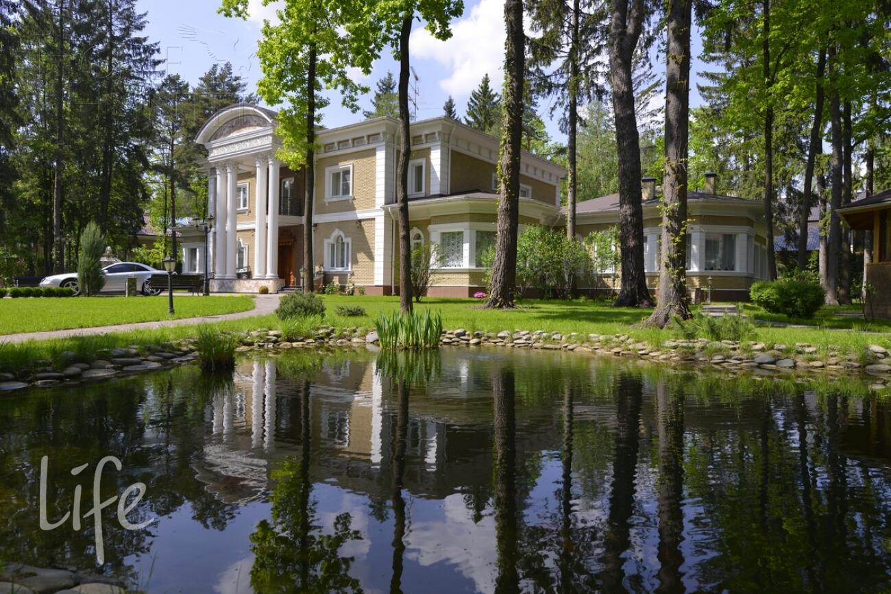 2-этажный коттедж 670 м² с отделкой