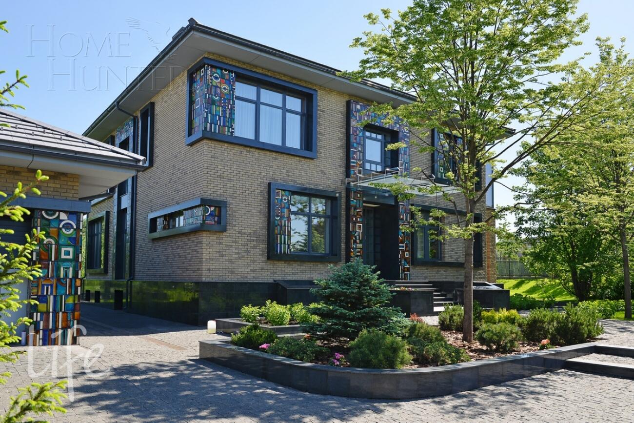 2-этажный коттедж 750 м² с отделкой