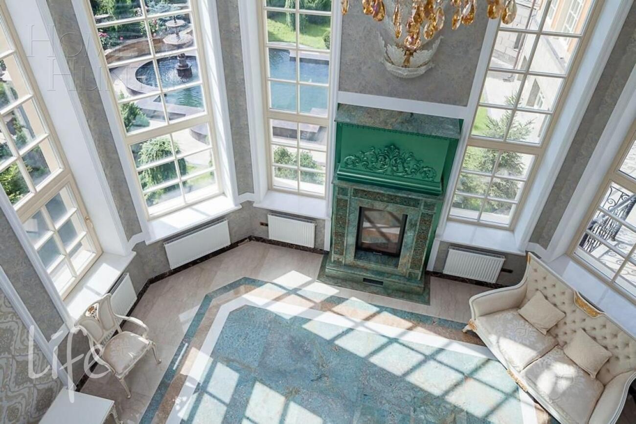 2-этажный коттедж 1 700 м² с отделкой