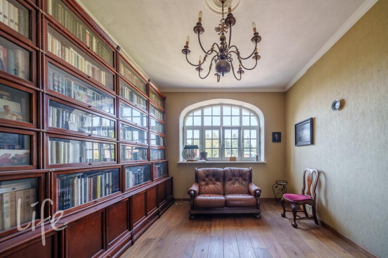 2-этажный коттедж 345 м² с отделкой